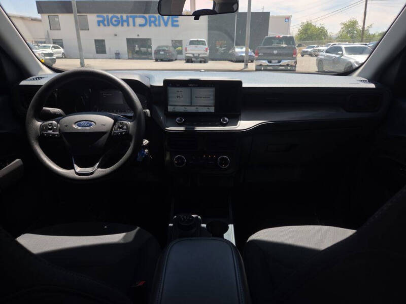 2023 Ford Maverick XL