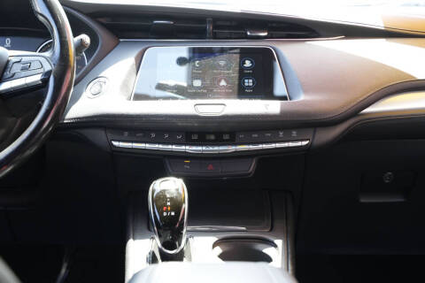 2021 Cadillac XT4 Premium Luxury