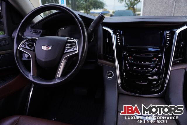 2019 Cadillac Escalade Luxury