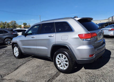 2017 Jeep Grand Cherokee Laredo