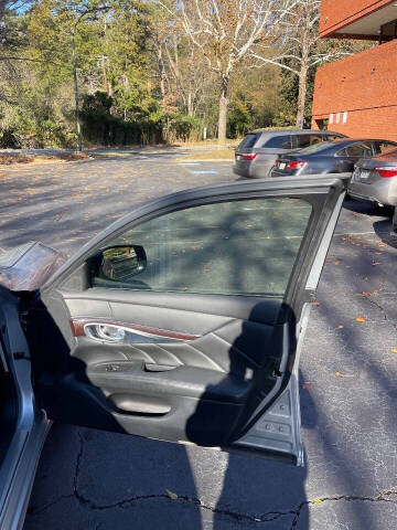 2015 Infiniti Q70 3.7