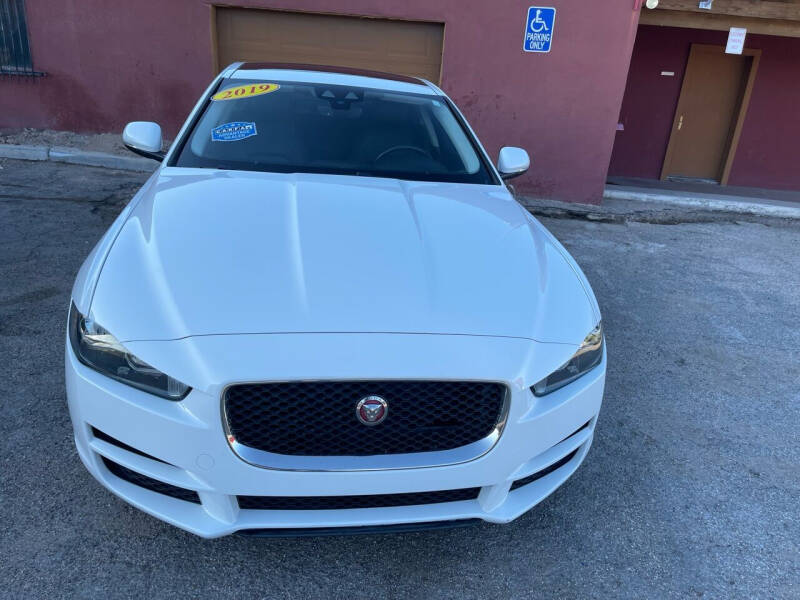 2019 Jaguar XE Base photo 28