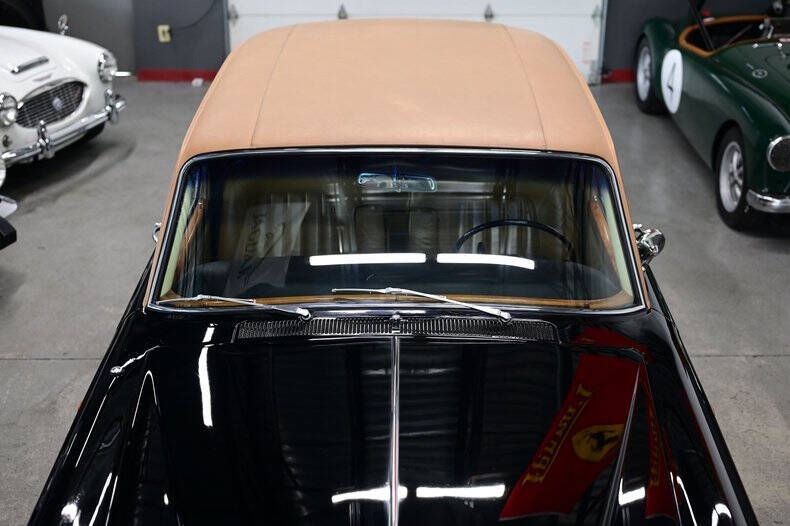 1972 Rolls-Royce SILVER CLOUD LWB