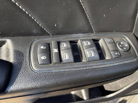 2017 Dodge Charger SXT