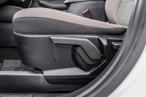 2021 Ford Escape Hybrid SE