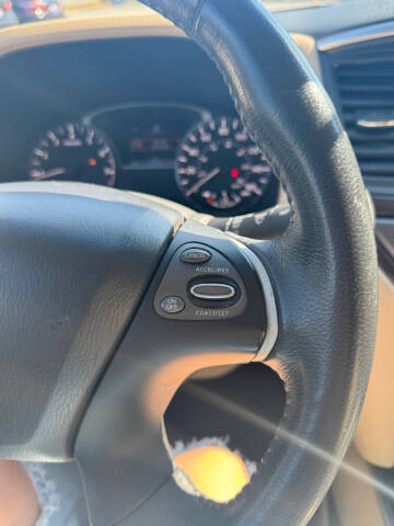 2016 Nissan Pathfinder S