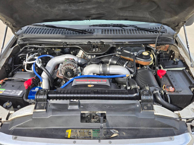 2003 Ford Excursion XLT