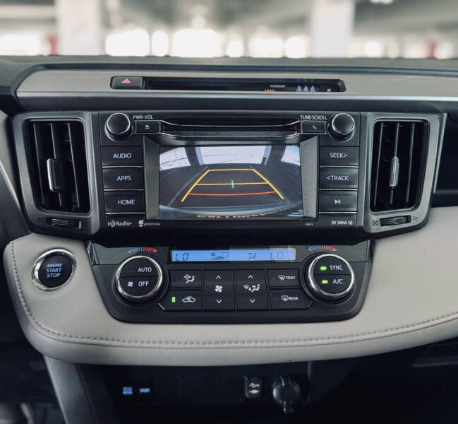 2018 Toyota RAV4 Adventure