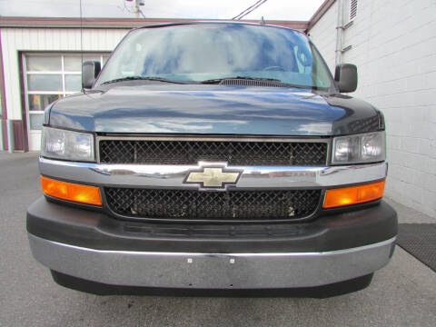 2017 Chevrolet Express LT 3500
