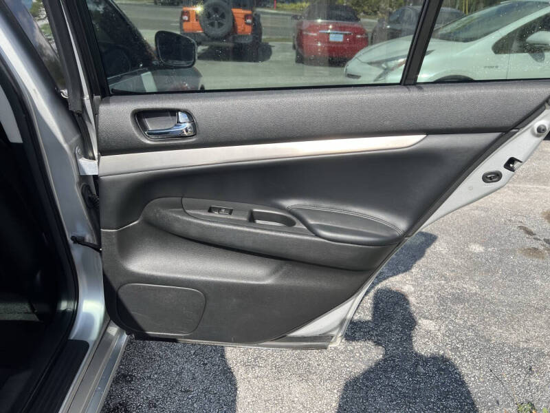 2012 Infiniti G25 Sedan Journey