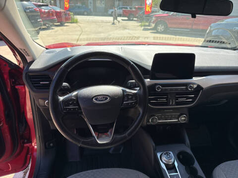2021 Ford Escape SE
