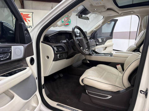 2020 Lincoln Navigator Black Label