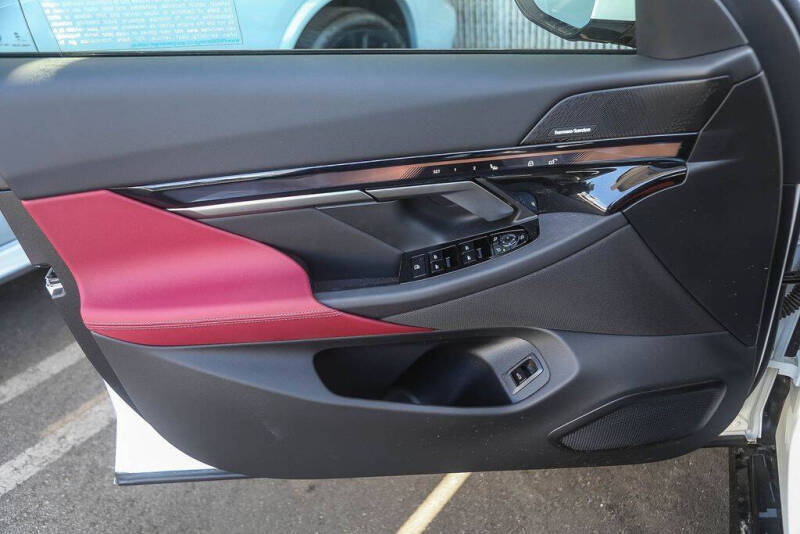 2027 BMW i5 eDrive40