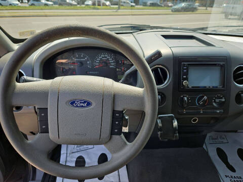 2004 Ford F-150 XLT