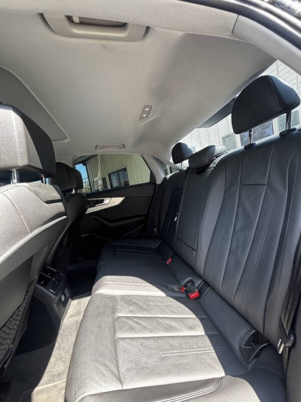 2017 Audi A4 2.0T quattro Premium Plus