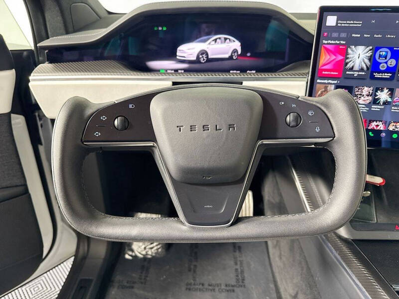 2022 Tesla Model X Plaid