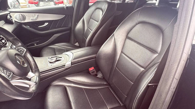 2019 Mercedes-Benz GLC GLC 300