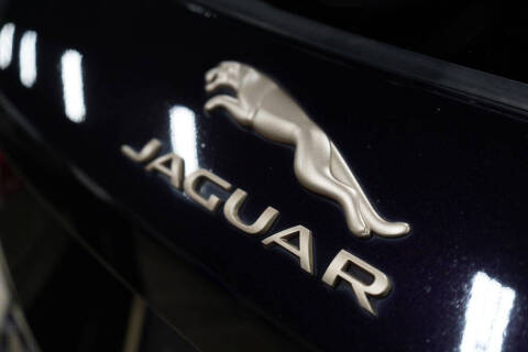 2023 Jaguar F-PACE SVR