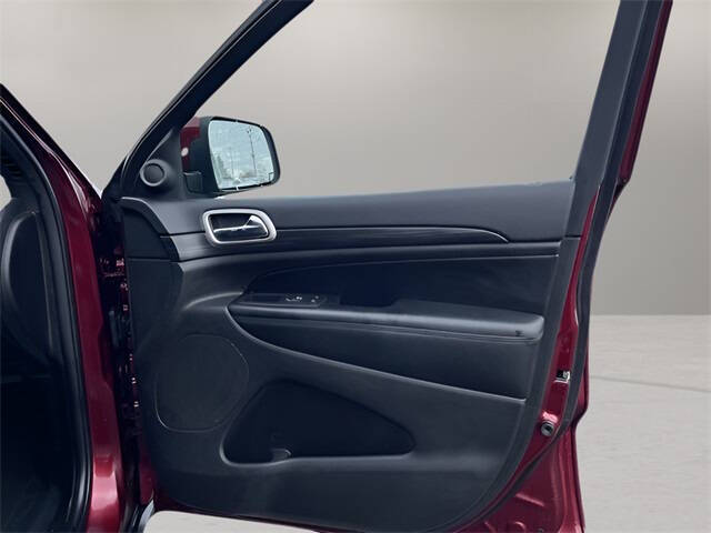 2020 Jeep Grand Cherokee Laredo E