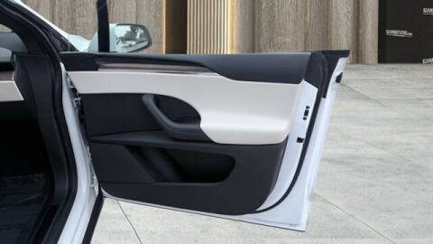 2023 Tesla Model X Standard Range