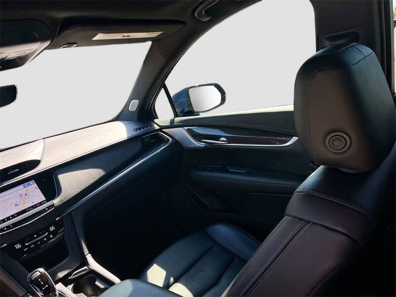 2023 Cadillac XT5 Sport