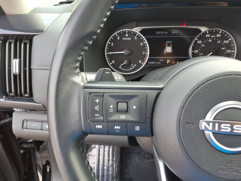 2024 Nissan Pathfinder SV