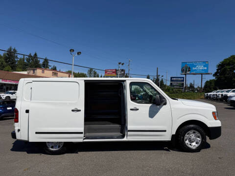 2016 Nissan NV