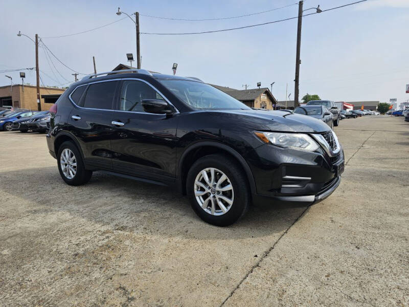 2018 Nissan Rogue for sale at Safeen Motors in Garland TX
