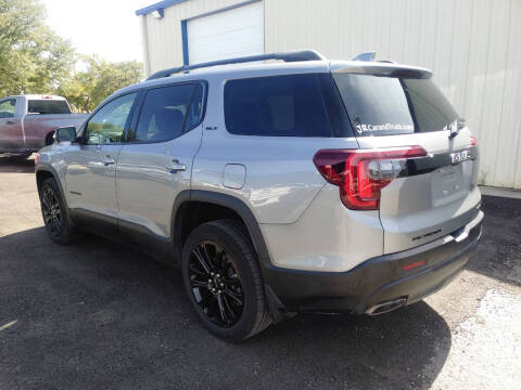 2023 GMC Acadia SLT