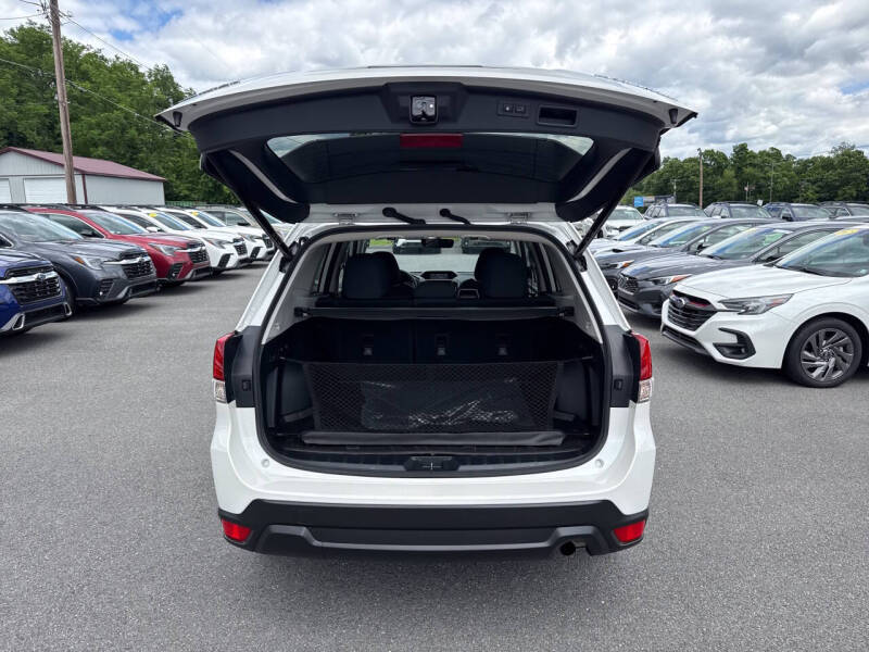 2024 Subaru Forester Premium