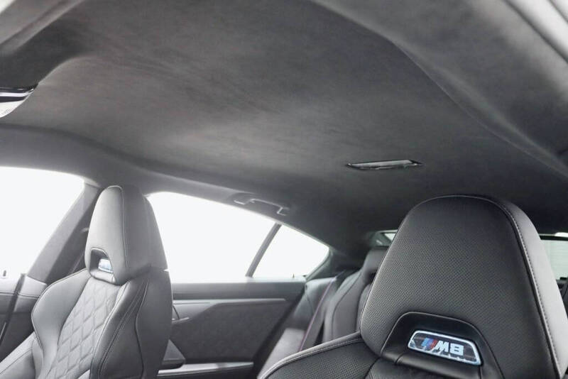 2022 BMW M8 Competition