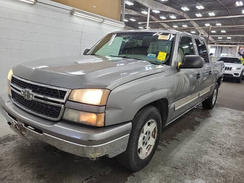 2006 Chevrolet Silverado 1500 for sale at Quick Stop Motors in Kansas City MO