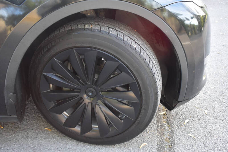 2023 Tesla Model Y Long Range - Photo 34