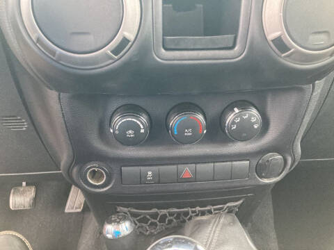 2015 Jeep Wrangler Sport