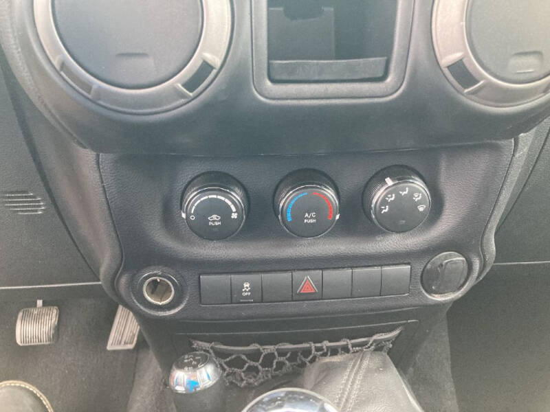 2015 Jeep Wrangler Sport