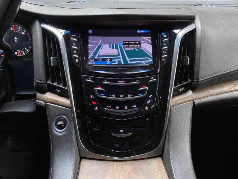 2017 Cadillac Escalade ESV Premium Luxury