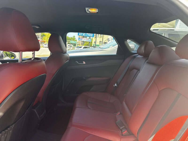 2023 Kia K5