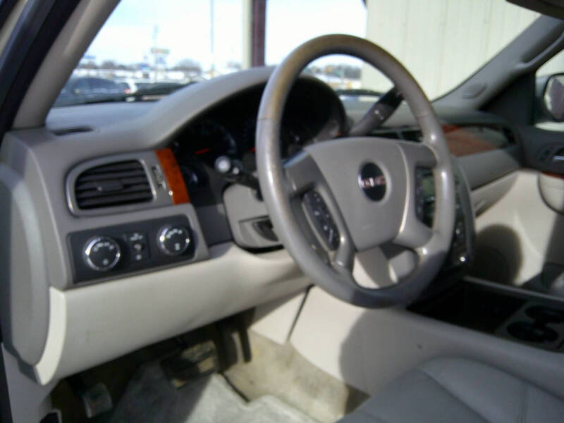 2013 GMC Yukon XL SLT