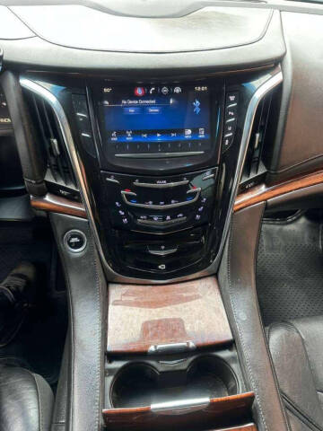 2015 Cadillac Escalade Luxury