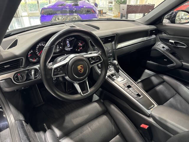 2017 Porsche 911