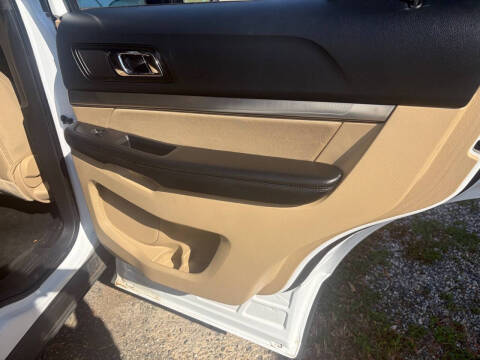 2016 Ford Explorer