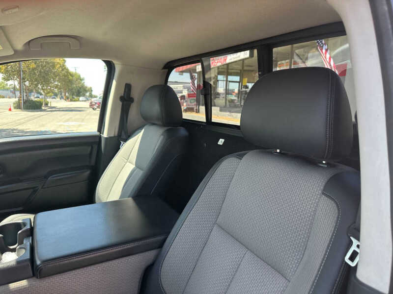 2017 Nissan Titan XD