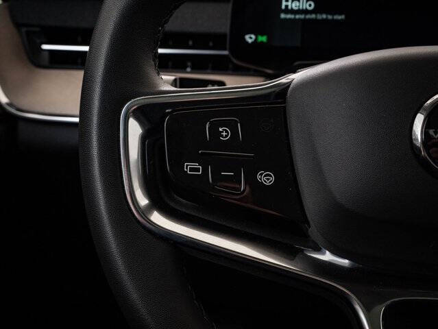 2025 Volvo EX90 Twin Plus 7P