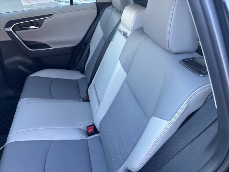 2020 Toyota RAV4 Hybrid Limited