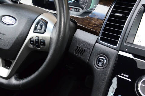 2019 Ford Taurus Limited