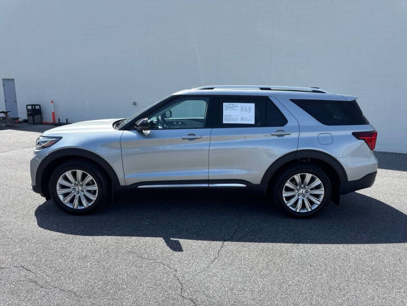 2025 Ford Explorer Platinum