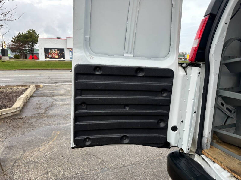 2020 Chevrolet Express 2500