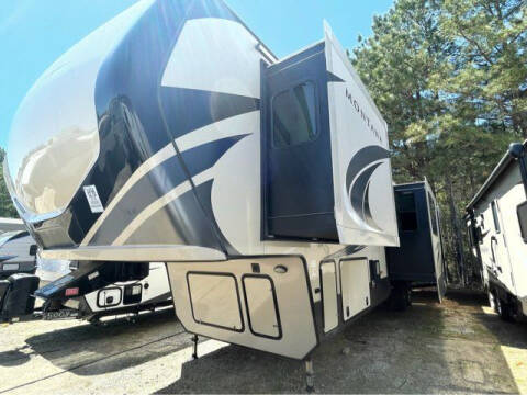 2018 Keystone Montana HM379RD