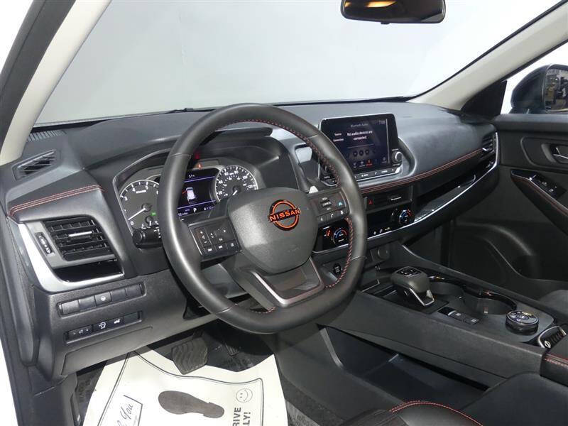 2025 Nissan Rogue Rock Creek