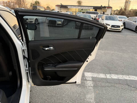 2012 Dodge Charger R/T Max